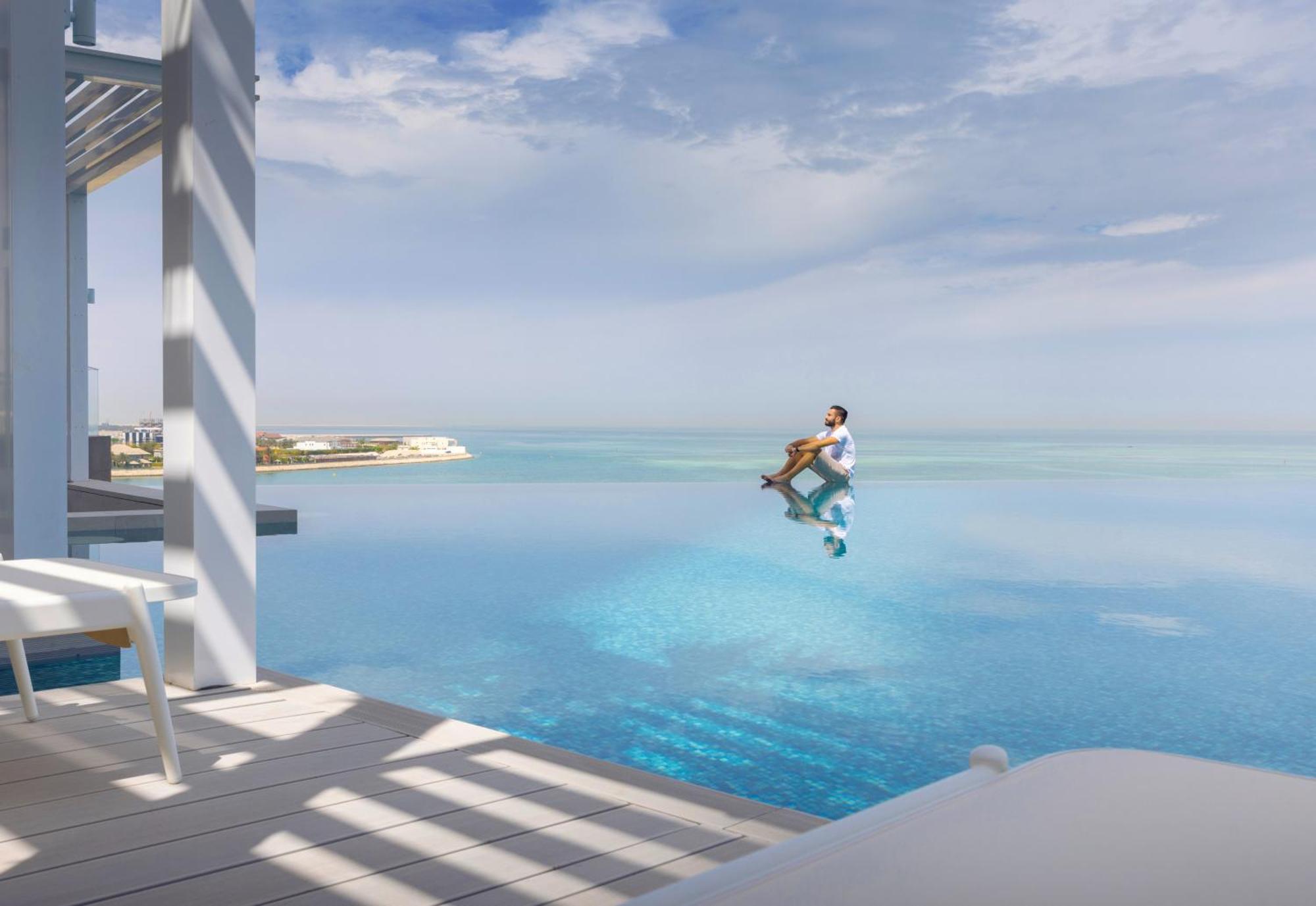 Onyx Rotana Hotel Manama Exterior photo The Red Sea Project