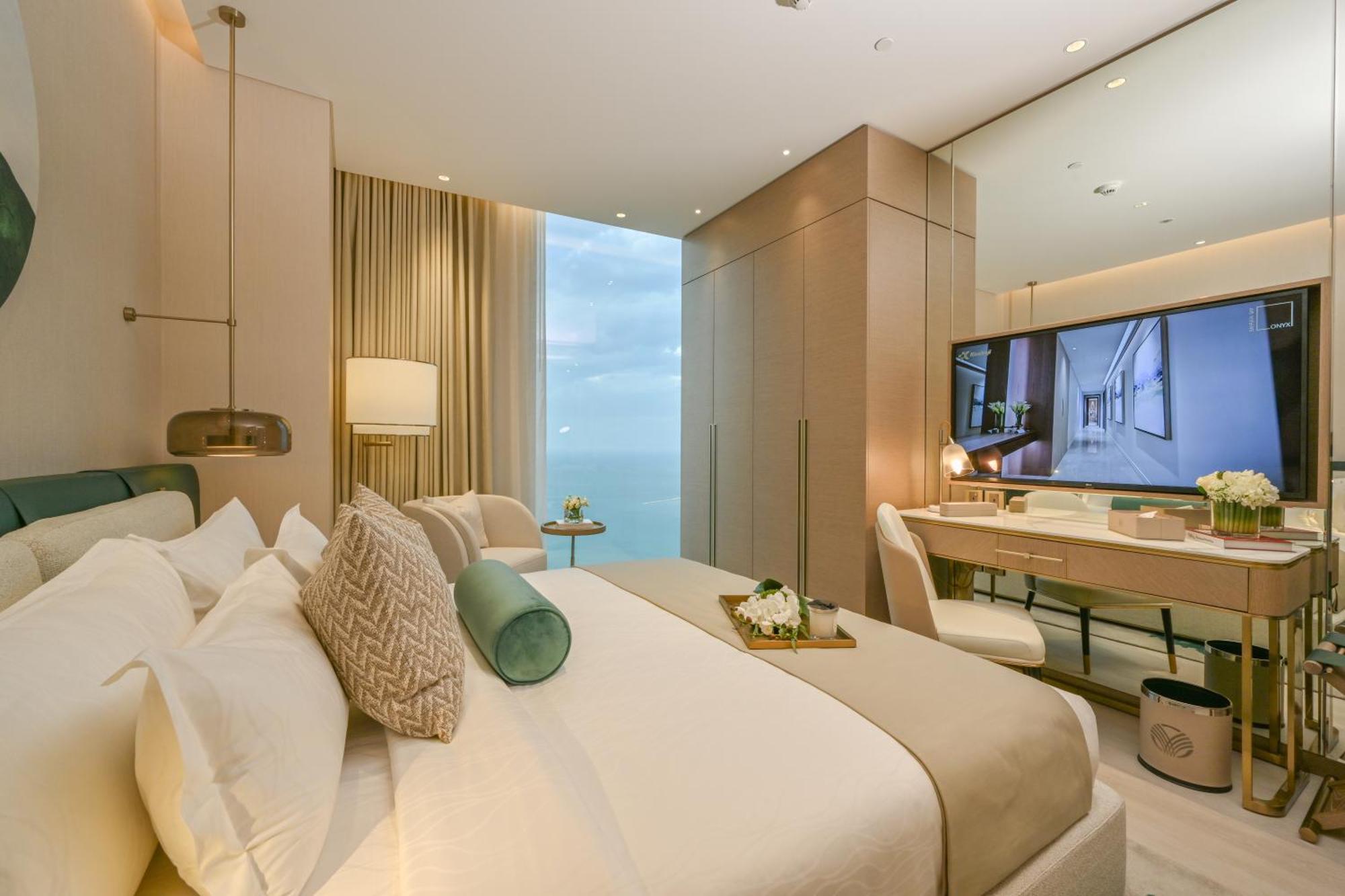 Onyx Rotana Hotel Manama Exterior photo A bedroom at the Ritz-Carlton, DIFC